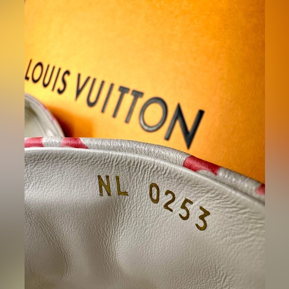 New Louis Vuitton Revival Mule By the Pool EU41 - Picture 2 of 16